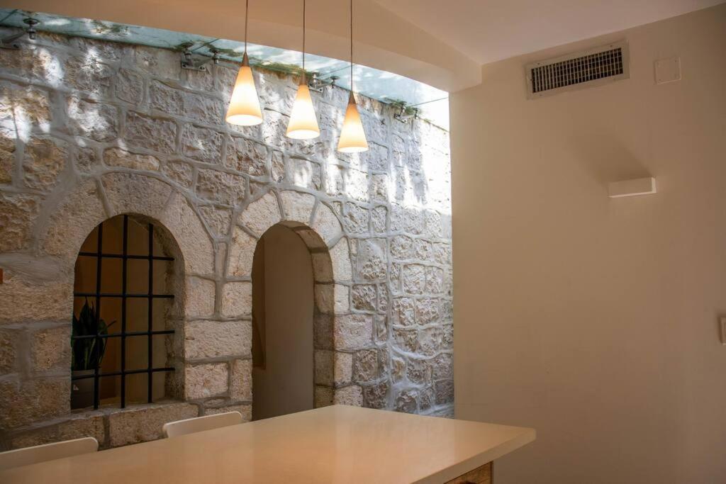 Cozy Heritage Home Jerusalem Exterior photo
